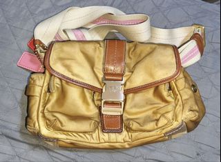 (Category: ) located in . Submitted by dkljapansurplus (Listing ID 1425583183, Image 1). Description: .