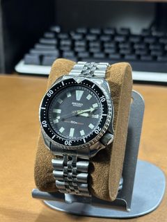 (Category: ) located in . Submitted by pre.loved_items (Listing ID 1425538079, Image 1). Description: .