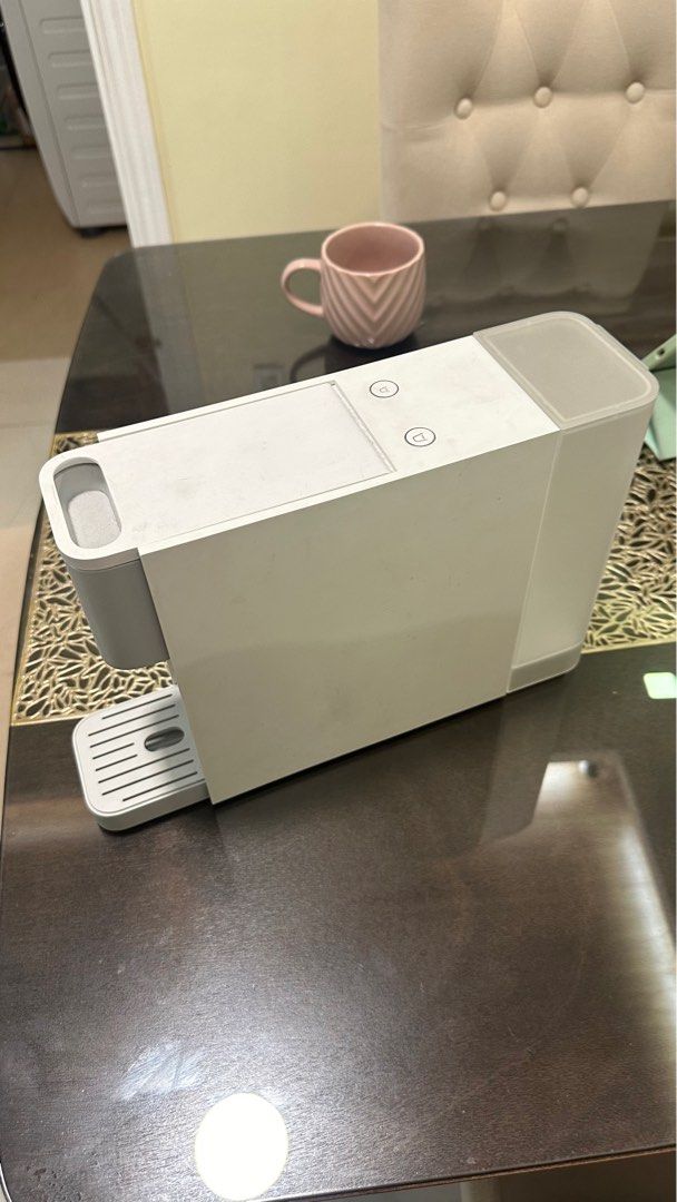 Xiaomi Coffee Machine (Category: Coffee Machines & Makers) located in Quezon City. Submitted by paulinetyn63243 (Listing ID 1425608890, Image 3). Description: For sale: Xiaomi Mijia Capsule Coffee Machine Location: QC Circle, Quezon City. Shipping fee by buyer ——- Specs: Level Concentration Preset: 10 Volume Programming Function: S - 40ml L - 110ml 15 - 180ml Energy Saving: Yes Auto shutoff every 10 minutes Water Tank Capacity: 600ml Power rating