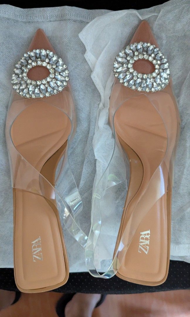 Zara Embellished Vinyl High Heels (Category: Heels) located in Quezon City. Submitted by furbous (Listing ID 1425485066, Image 2). Description: comes with box.