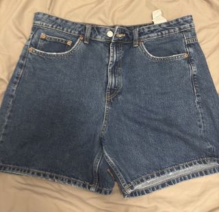 (Category: ) located in . Submitted by dhebzz89 (Listing ID 1425450203, Image 1). Description: .