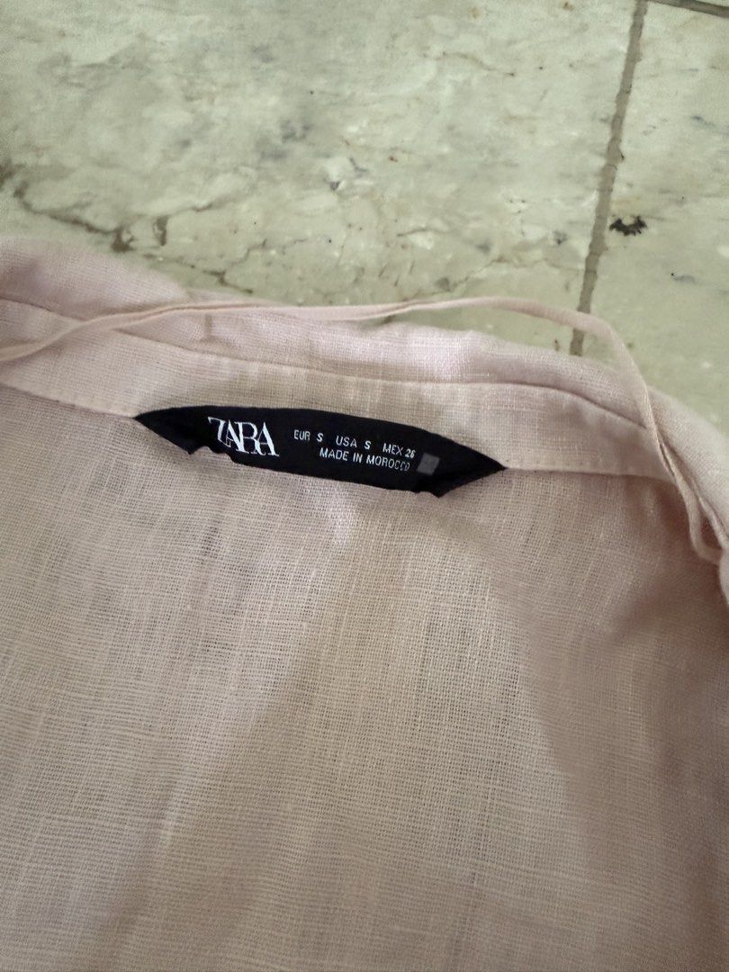 Zara Pink Wrap Top (Category: Blouses) located in Las Pinas. Submitted by kva13 (Listing ID 1425446774, Image 2). Description: .