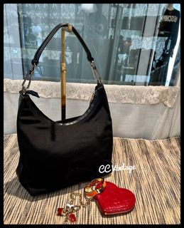 （分類：）位於 。 由 chiakilam 提交（商品編號 1429550310，圖片 1）。簡介： 。
