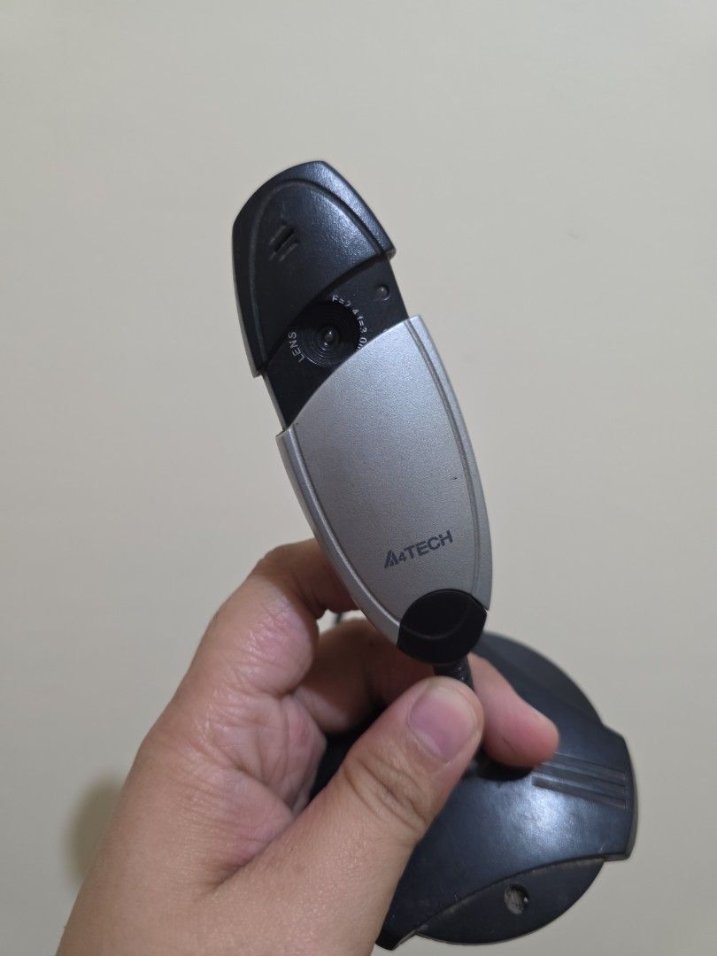 A4Tech Webcam (Category: Webcams) located in Manila. Submitted by wildbear_348ab0 (Listing ID 1429663136, Image 2). Description: A4Tech webcam. unsure if working..