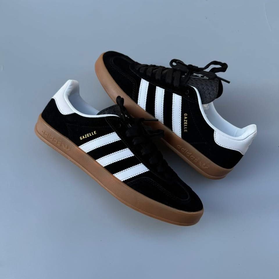 Adidas Gazelle Sneakers (Category: Sneakers) located in Manila. Submitted by edsvee (Listing ID 1429627163, Image 3). Description: Brand new - Adidas samba sneakers Sizes available 37/38/39/40 41/42/43/44/45 Price 2,300 plus shipping With box .