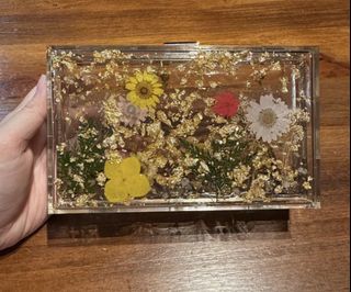 (Category: ) located in . Submitted by chralalala (Listing ID 1429528570, Image 1). Description: .