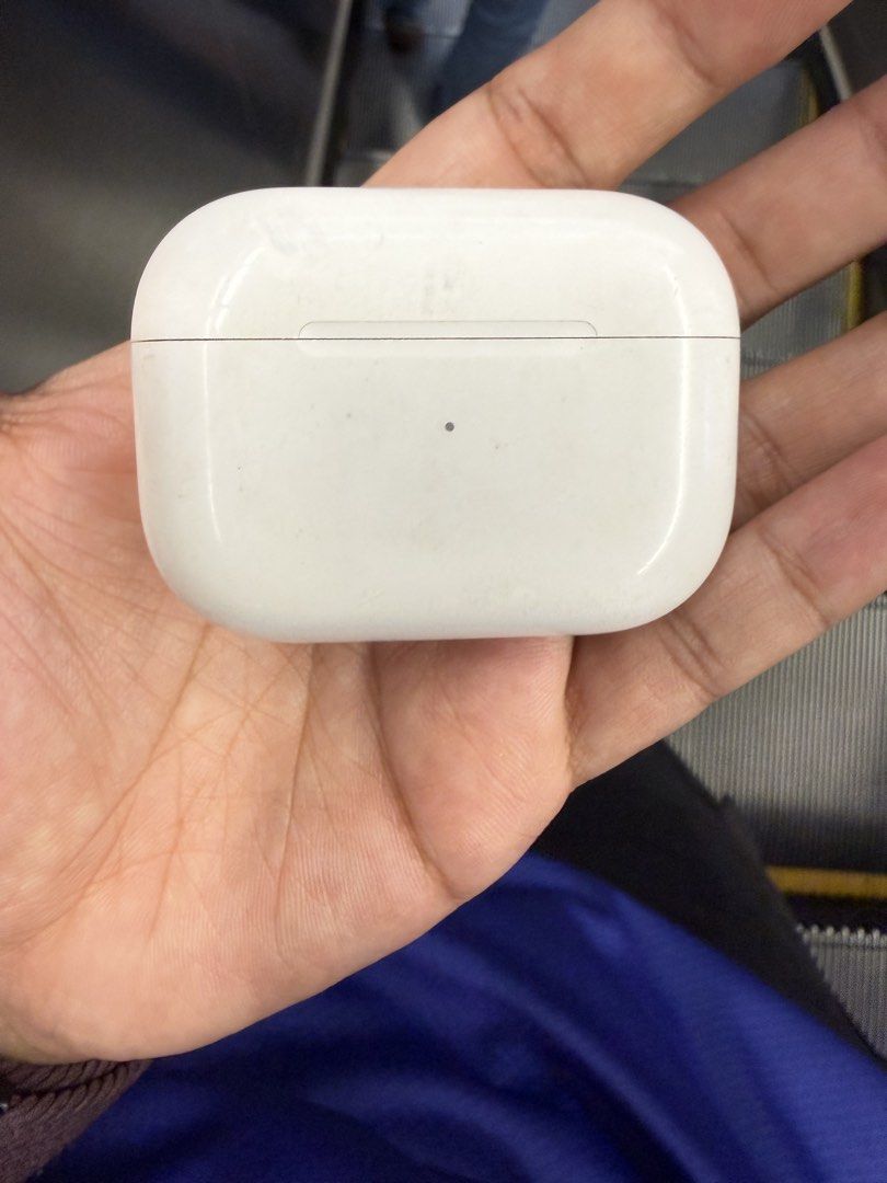 Airpods Pro 1st Generation424110699683532800