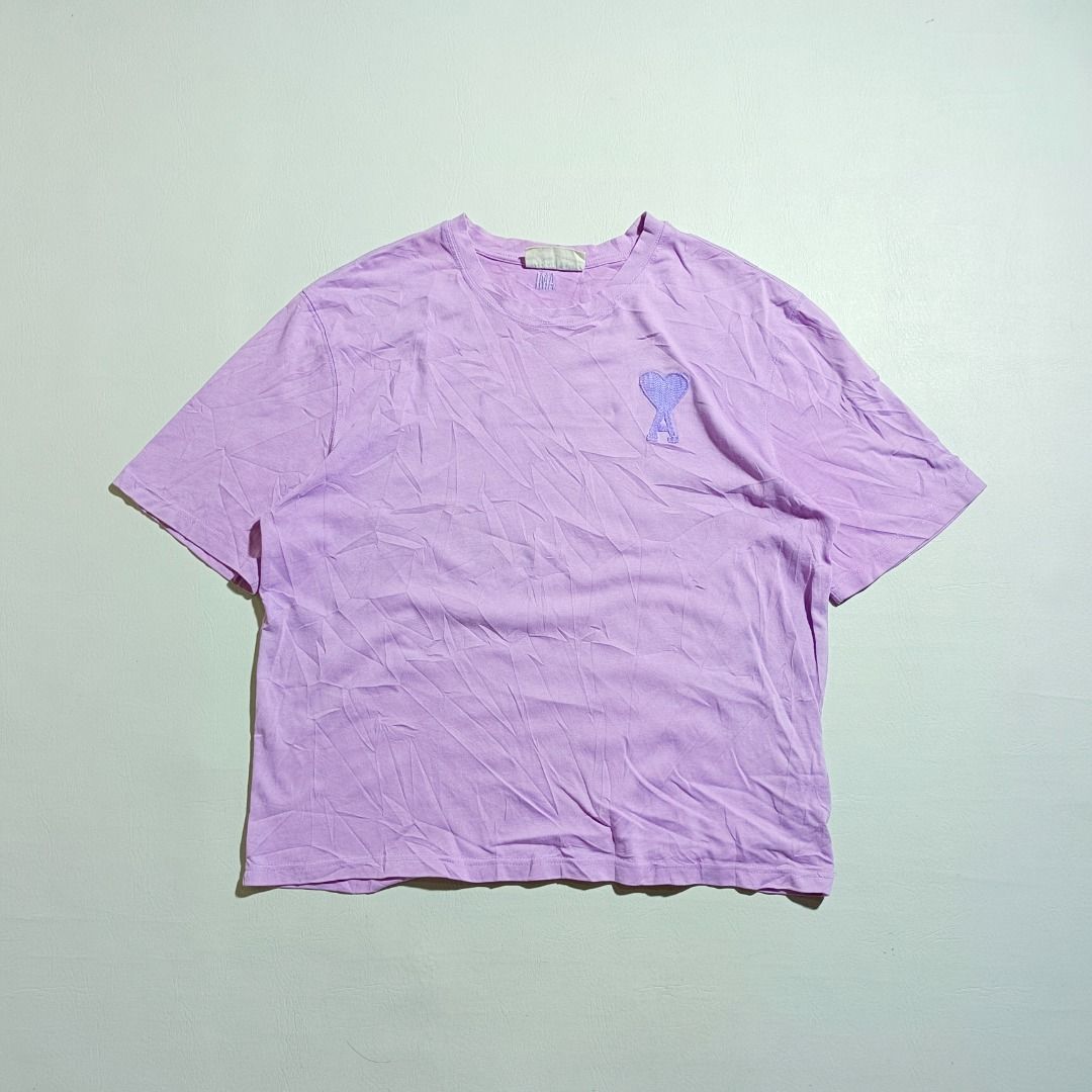 AMI VIOLET TSHIRT💜 (Category: Luxury Apparel) located in Baguio. Submitted by freshmarket_2600 (Listing ID 1429638744, Image 1). Description: 350 Brand: AMI Tags: Complete Size: Med Dimension:L26.5W23 Condition: Excellent Color rate: 10/10 Color: Violet Issue/s: None.