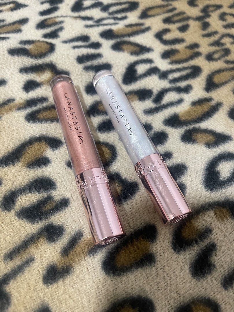Anastasia Beverly Hills Lip Gloss (Category: Makeup) located in Pasig City. Submitted by mssmokaaa (Listing ID 1429637939, Image 2). Description: Shades - aurora - pink ginger swatched only Take two for 1499.