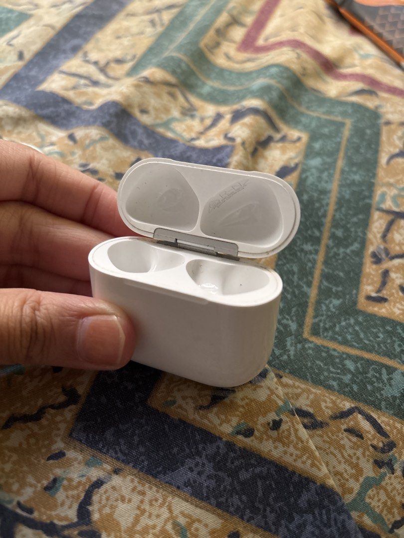 Apple Airpods 4414959985986129923