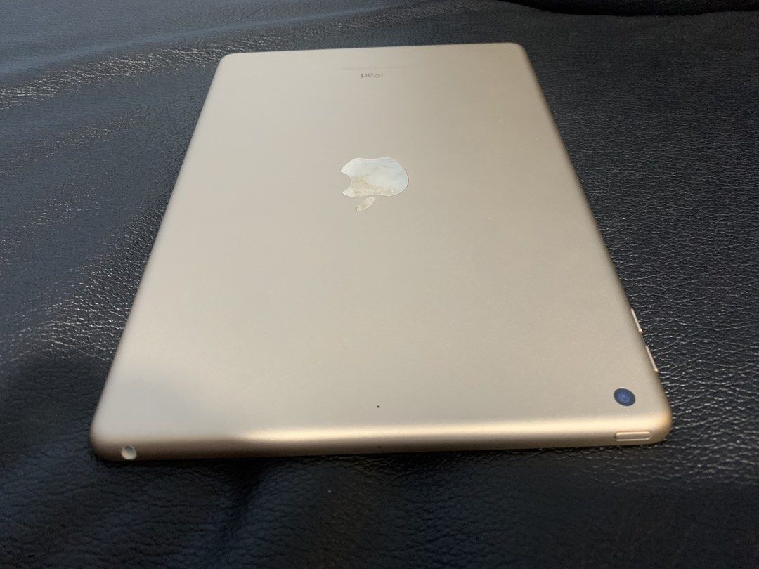 Apple iPad Air 2 128gb LTE complete (Category: iPad) located in Quezon City. Submitted by henyogadgets (Listing ID 1429583706, Image 2). Description: .