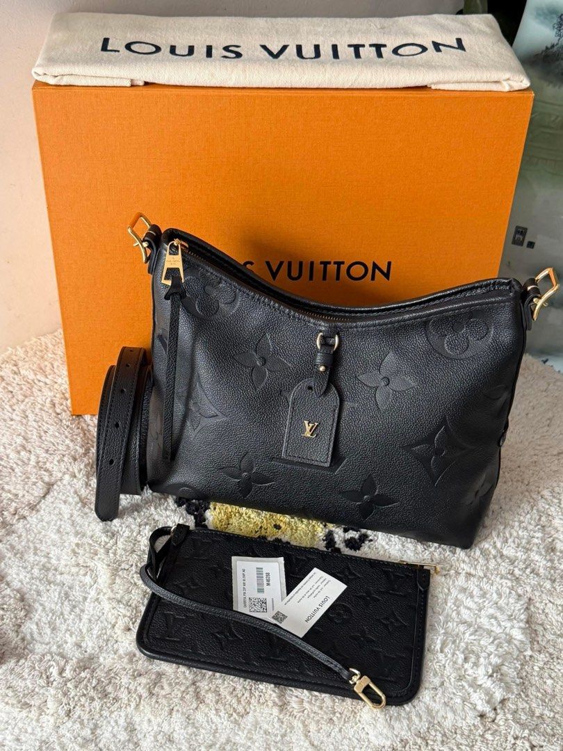 Authentic LV Carry All Pm (Category: Luxury Bags & Wallets) located in Quezon City. Submitted by jhaediah (Listing ID 1386587184, Image 1). Description: Carryall Pm 💓4/2 Excellent Condition Microchip With Box,Dust bag,Cards .