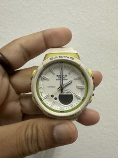(Category: ) located in . Submitted by ae.stylepreloved (Listing ID 1429665977, Image 1). Description: .