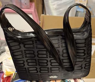 （分類：）位於 。 由 fartingmachine 提交（商品編號 1429546965，圖片 1）。簡介： 。