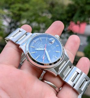 (Category: ) located in . Submitted by time_teller_94 (Listing ID 1429578136, Image 1). Description: .