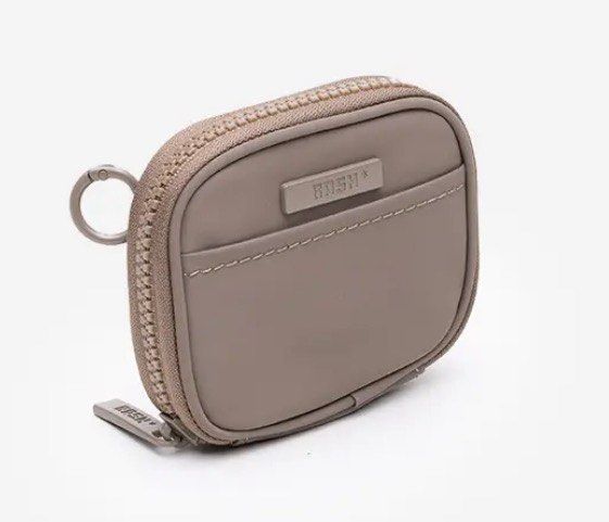 OAK Bash Manila Cardholder (Category: Wallets & Card holders) located in Marikina City. Submitted by skincaremnlatbp (Listing ID 1428227557, Image 1). Description: Location: Marikina Lalamove within Metro Manila, J&T booking c/o buyer if outside Metro Manila (I don’t have the app).