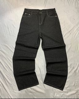 (Category: ) located in . Submitted by thethriftselector (Listing ID 1429525729, Image 1). Description: .