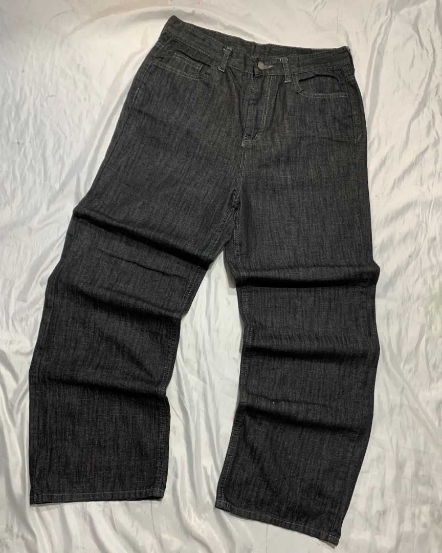 BLACK SHINY RAW DENIM AURA (MID DENIM) (Category: Jeans) located in Quezon City. Submitted by thethriftselector (Listing ID 1429525087, Image 2). Description: Dimes (Inches) 30 (W) Waistline 40 (L) Length 13 (T) Thigh 9.5 (L.O) Leg opening Color rate: 10/10 Condition: 10/10 Issue: none.