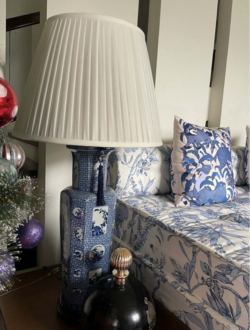 Blue and White Porcelain Table Lamp Tall abour 40” (Category: Lighting) located in San Juan City. Submitted by objectofmyaffection (Listing ID 1429657384, Image 2). Description: Beautiful condition beautiful shade, professionally rewired to 220v as this was brought in from the US. I Have 2, if pair will sell for 30,000 .