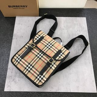 （分類：）位於 。 由 hkluxehk 提交（商品編號 1429572325，圖片 1）。簡介： 。