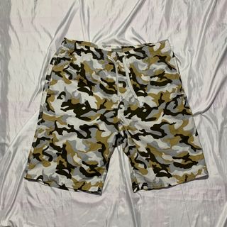 (Category: ) located in . Submitted by thethriftselector (Listing ID 1429526694, Image 1). Description: .