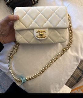 (Category: ) located in . Submitted by stacytham (Listing ID 1429505561, Image 1). Description: .