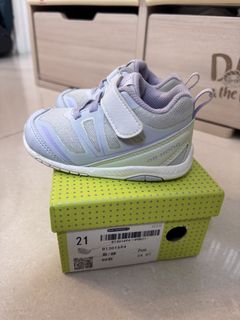 （分類：）位於 。 由 chloebee2 提交（商品編號 1429504400，圖片 1）。簡介： 。