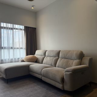 (Category: ) located in . Submitted by Andy.Property (Listing ID 1429570767, Image 1). Description: .