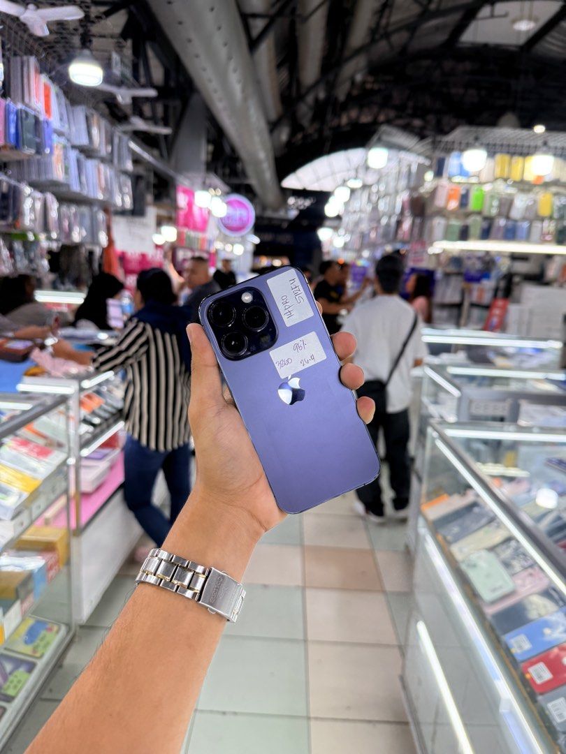 iPhone 14 Pro 512gb 98% batt openline NTC Approved (Category: iPhone 14 Series) located in Manila. Submitted by carimgadgets (Listing ID 1429654836, Image 1). Description: .