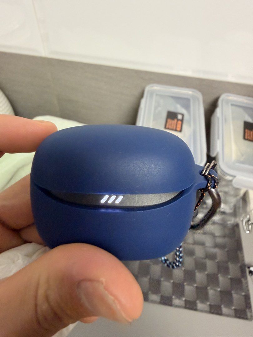 JBL True Wireless Earbuds with Charging Case416786271217264642