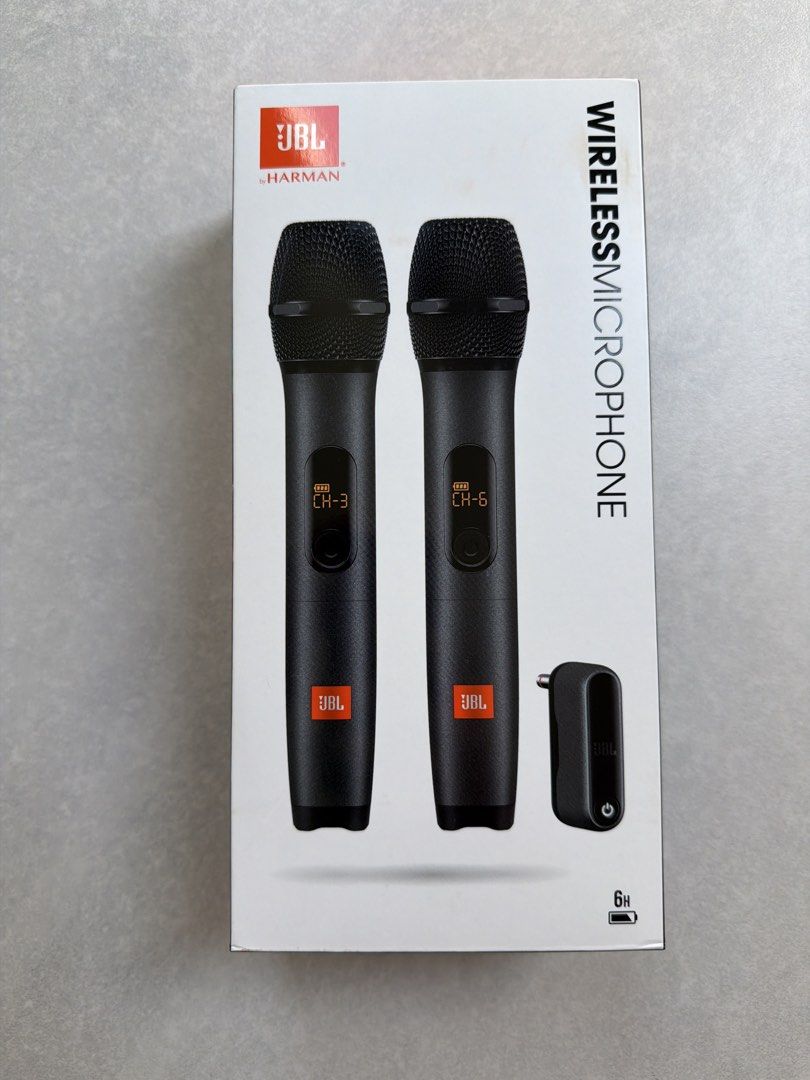 JBL Wireless Microphone - Plug & Play