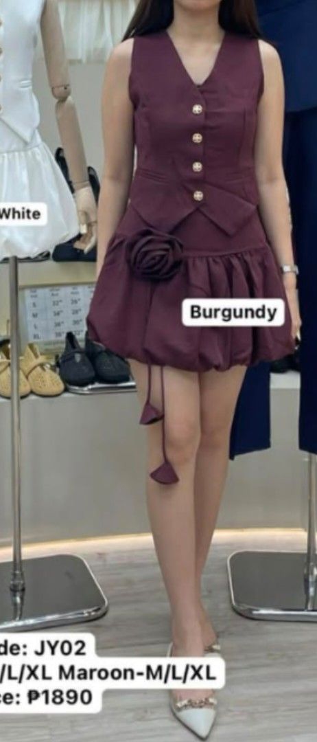 JY02 Skirt Set - White and Maroon (Category: Sets or Coordinates) located in Quezon City. Submitted by jacquelynjoyce (Listing ID 1429623863, Image 1). Description: Large chest 36 waist 30 hips 40.
