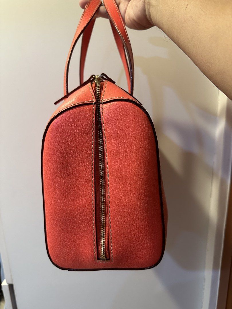 Kate Spade boston bright coral (Category: Luxury Bags & Wallets) located in Pasig City. Submitted by everythingatsale (Listing ID 1429566274, Image 2). Description: Original Kate Spade doctor bag boston bright coral color orange very good condition .