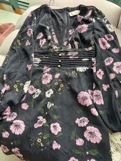 （分類：）位於 。 由 hellosunshine135 提交（商品編號 1429558536，圖片 1）。簡介： 。