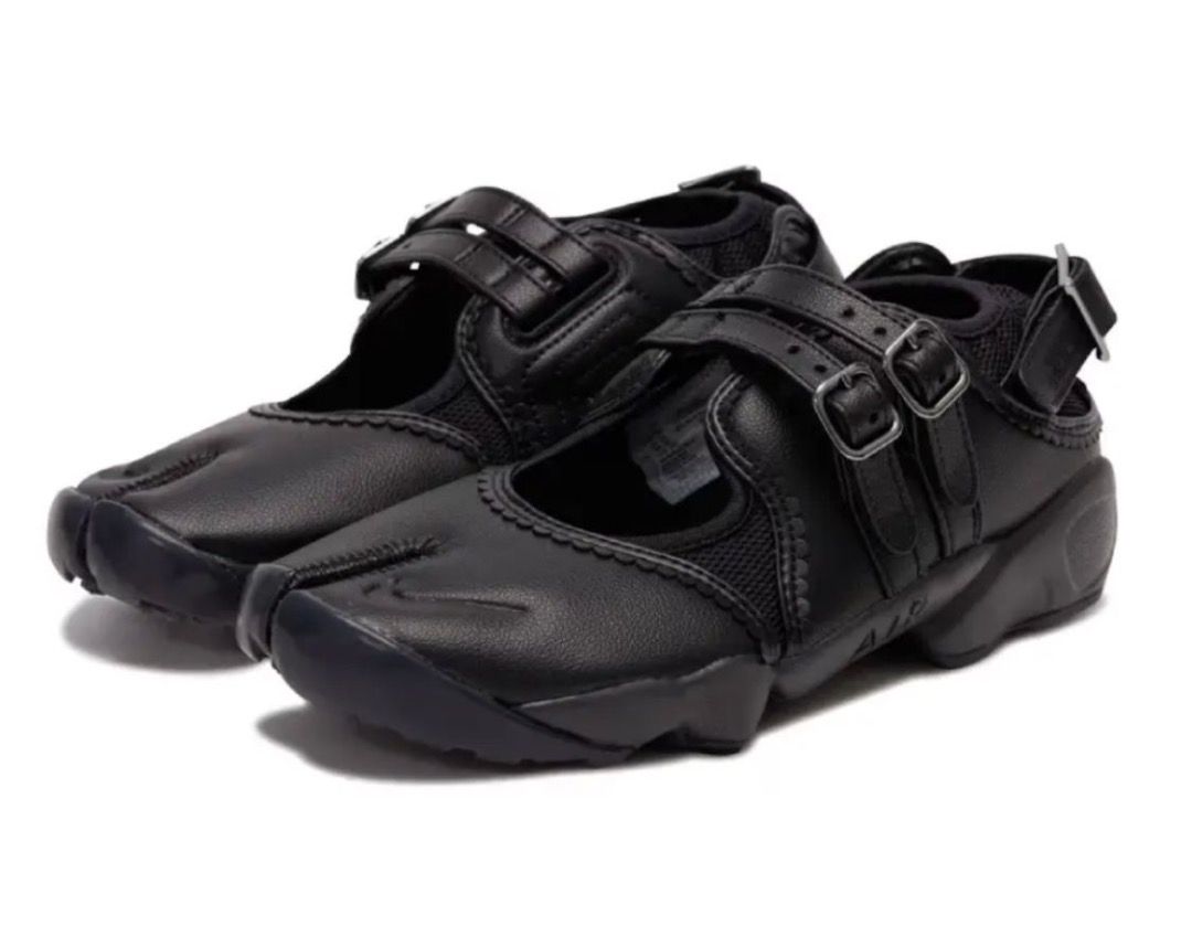 LF‼️NOT FOR SALE (Category: Sneakers) located in Quezon City. Submitted by shylemimi (Listing ID 1429660713, Image 3). Description: LF‼️NOT FOR SALE looking for NIKE AIR RIFT BUCKLE STRAP kindly dm me plsss.