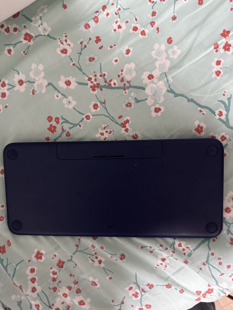 Logitech K380 Bluetooth Keyboard - Navy Blue443106275634728961