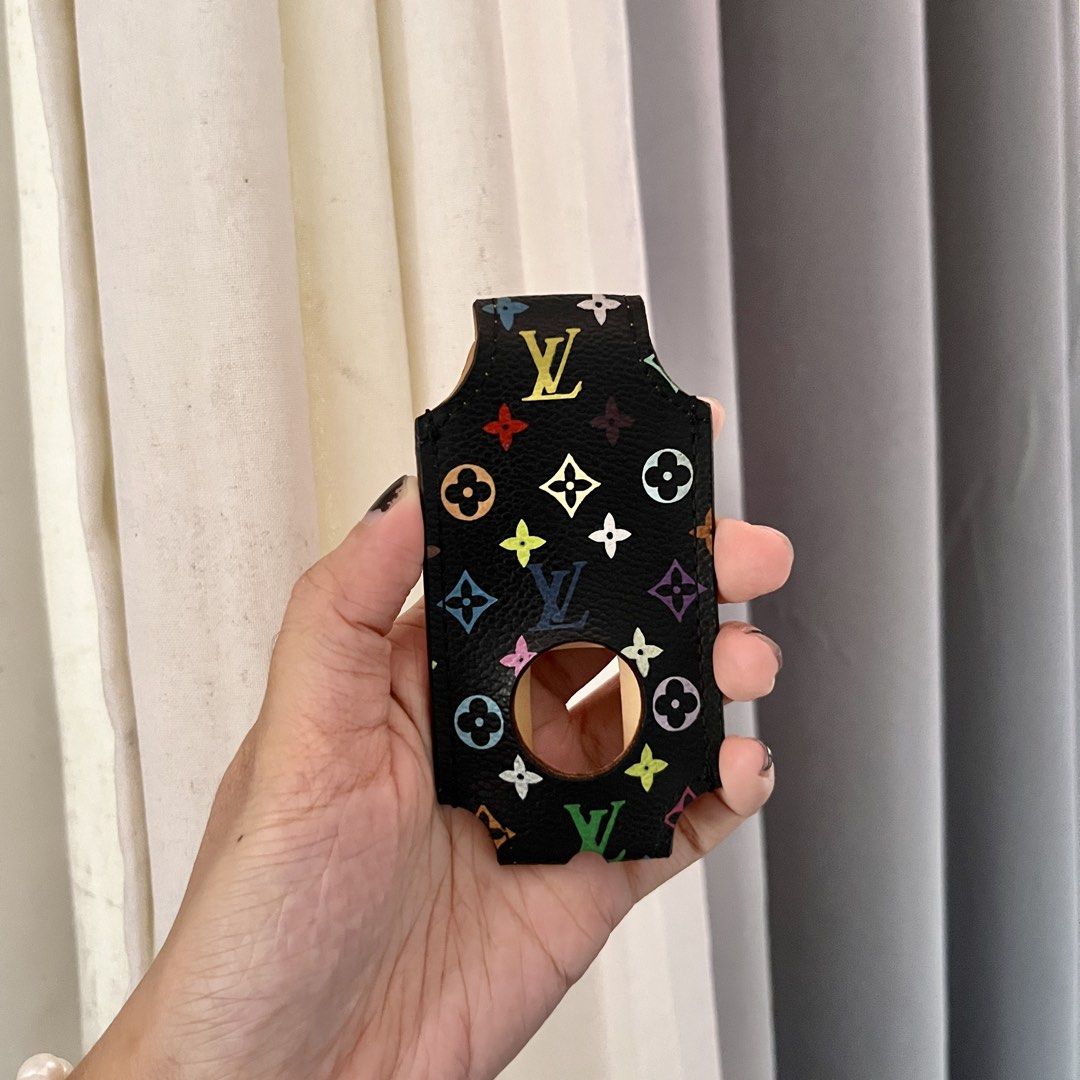 Louis Vuitton Multicolor iPod Shuffle Cover (Category: Cases & Sleeves) located in Naga. Submitted by kitty_cate02 (Listing ID 1429593089, Image 2). Description: Seldom used In excellent condition No inclusions Code MI0097 Guaranteed Authentic💯.