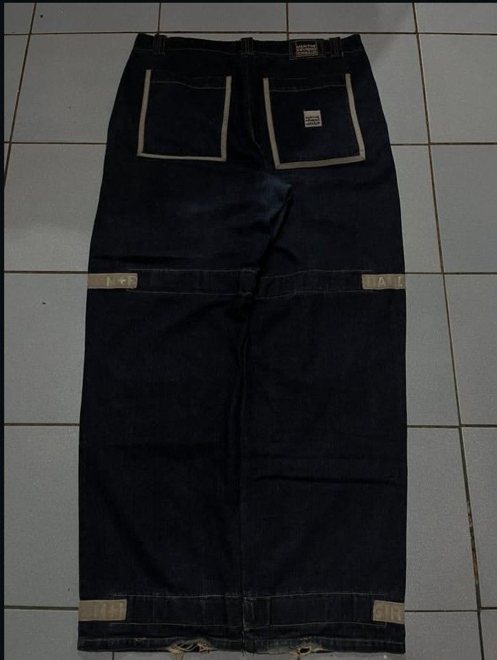 Marithe Francois Girbaud Shuttle Jeans (Category: Jeans) located in Baguio. Submitted by acexzzz (Listing ID 1429519252, Image 3). Description: Dimensions: 40x49-WxL" T-16" H-10" ISSUES: Heel drags, fade sa pwet DO NOTE: - please manage your expectations because the item might be thrifted or used - color may vary due to lighting - shipping expenses must be shouldered by the buyer Dm for inquiries .