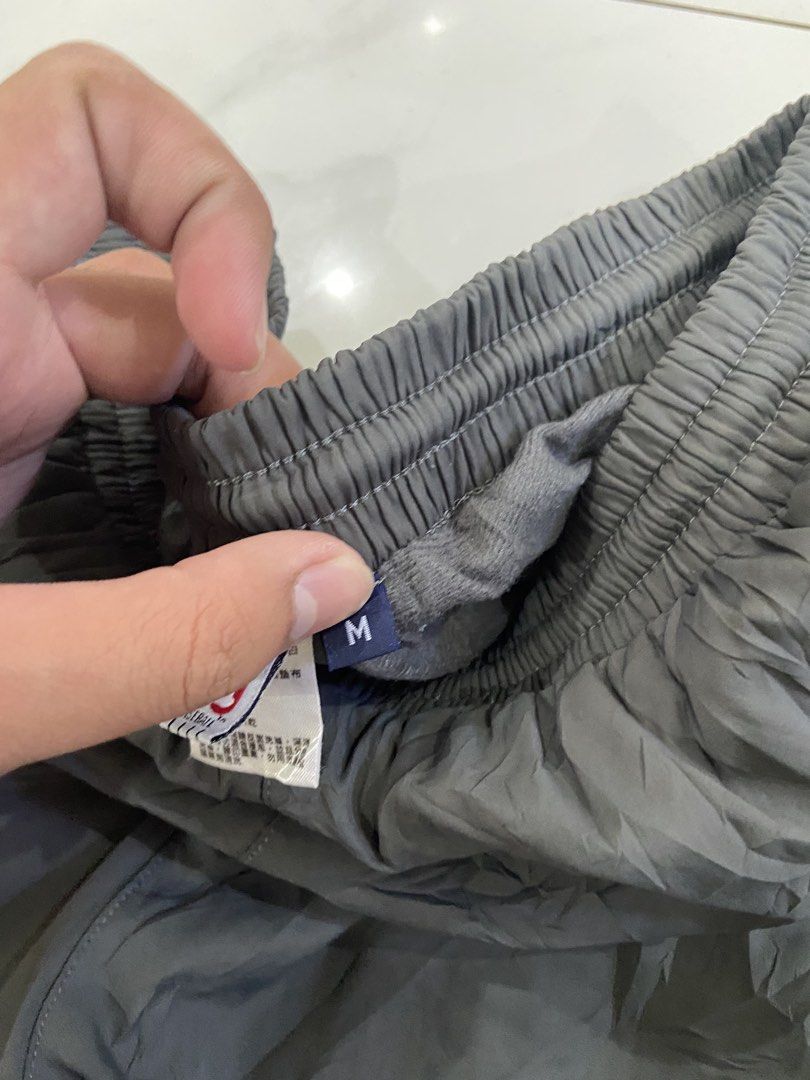MLB Gray Track Pants - Medium (Category: Joggers) located in Borongan. Submitted by thrivory.ph (Listing ID 1429585507, Image 3). Description: Medium (Free waist) 28-34/40/9 Excellent condition No issue.