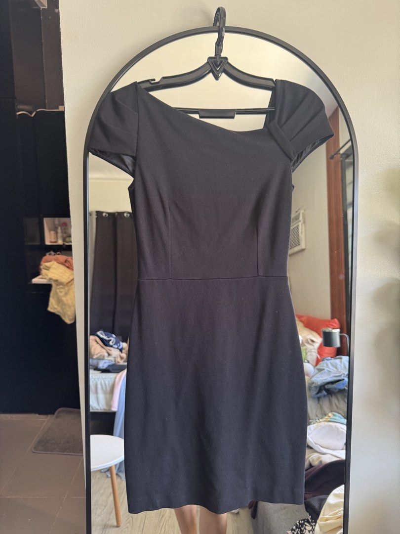 MNG Suit Collection Black Dress (Category: Dresses) located in Paranaque City. Submitted by prelovedfrompat (Listing ID 1429552374, Image 1). Description: ‼️BUY 4 GET 1 ON ALL CLOTHING ITEMS ‼️ PM me for more pictures! .