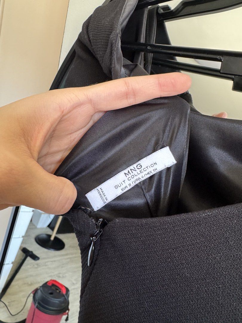 MNG Suit Collection Black Dress (Category: Dresses) located in Paranaque City. Submitted by prelovedfrompat (Listing ID 1429552374, Image 3). Description: ‼️BUY 4 GET 1 ON ALL CLOTHING ITEMS ‼️ PM me for more pictures! .
