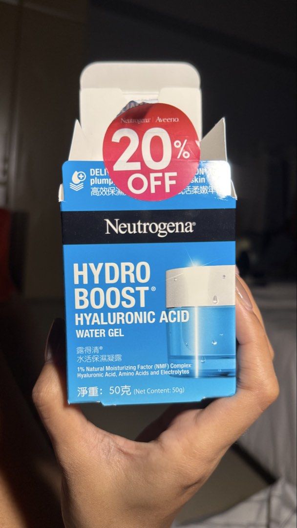 Neutrogena Hydro Boost Hyaluronic Acid (Category: Face Care) located in Manila. Submitted by jskrzy (Listing ID 1429621648, Image 2). Description: I bought this yesterday from Watsons and used it tonight since I badly needed a light moisturizer. I used a spatula. I don’t really like it sooo ya .