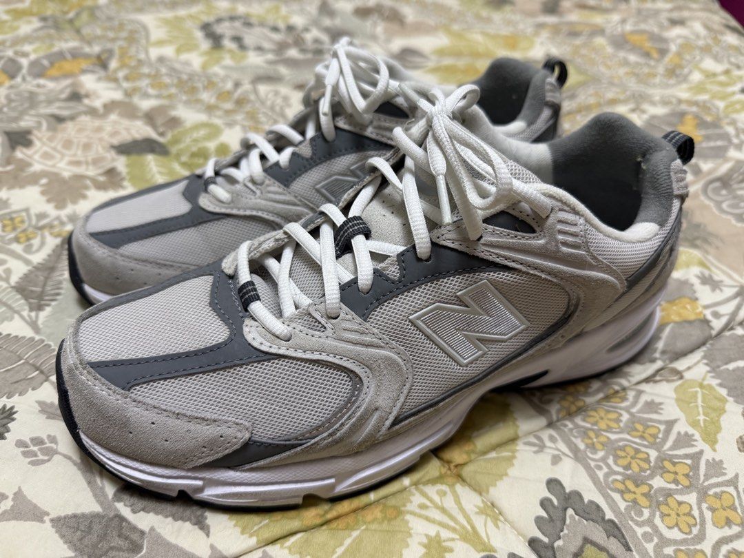New Balance 530 Light Grey Sneakers (Category: Sneakers) located in Pasig City. Submitted by davedeleon (Listing ID 1429623764, Image 1). Description: Hardly worn Improvised box No issues No trade / no swap Price excludes SF .