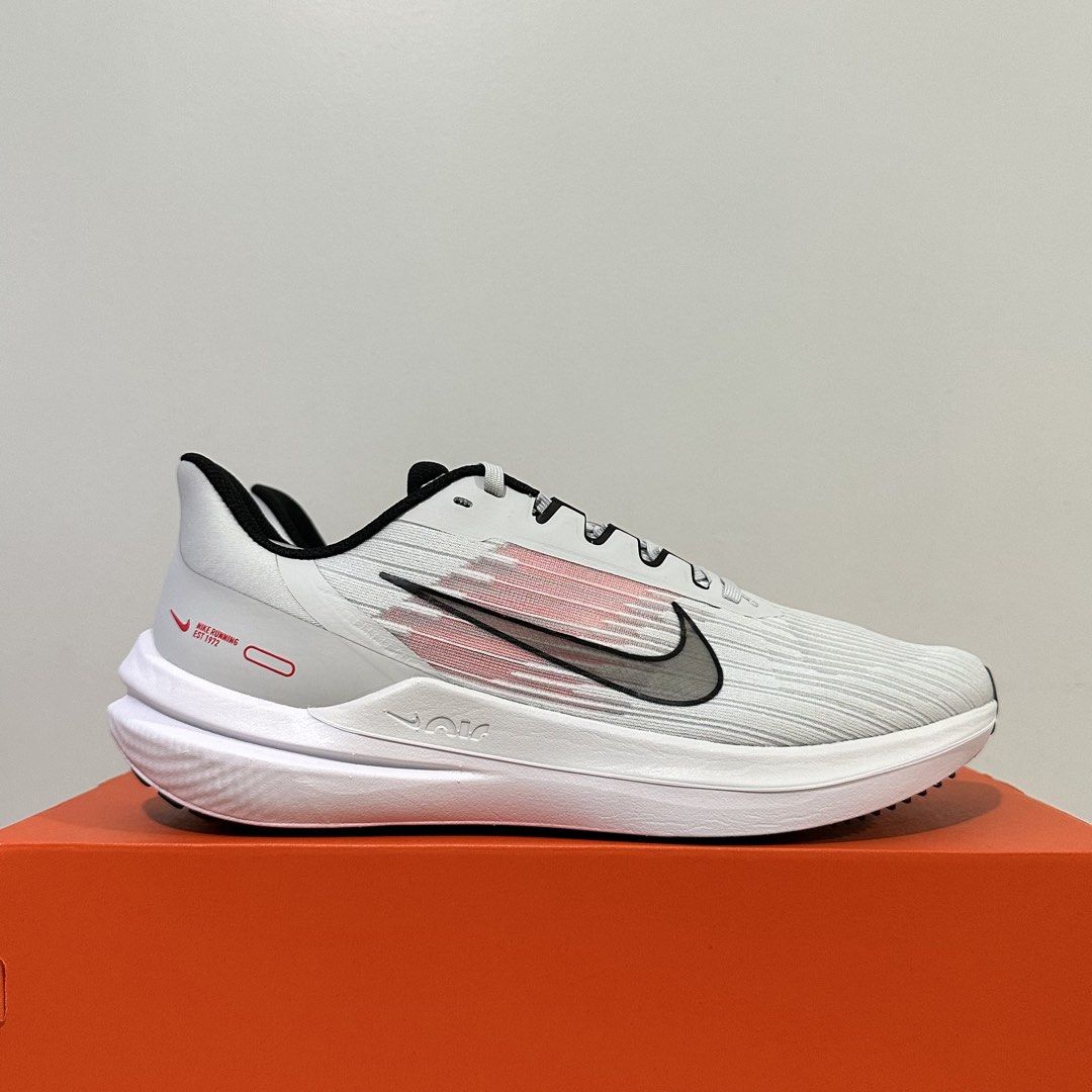 Nike Air Winflo Shoes Men (Category: Sneakers) located in Makati City. Submitted by jer1725 (Listing ID 1429508499, Image 3). Description: Nike Air Winflo 9 Shoes Men Brand New 100% Legit / Original Photon Dust / White colorway Available size: 8.5 / 10 / 11 US Men ‼️SALE PRICE: ₱1,800‼️ Below SRP •Delivery Metro Manila: Lalamove / Grab Nationwide: J&T •Meetup Glorietta / SM Makati / MRT Ayala Waltermart Makati.
