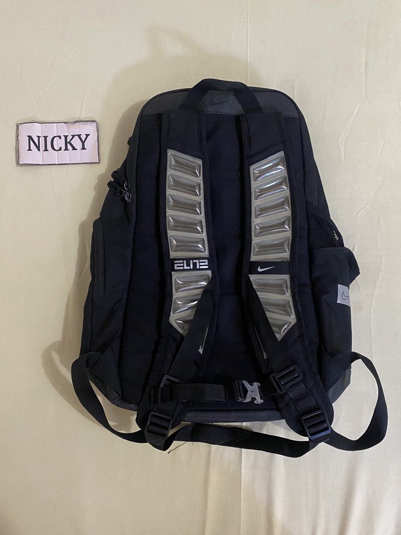 nike elite bag v1 (Category: Backpacks) located in Manila. Submitted by nickoelmor72521 (Listing ID 1429628910, Image 2). Description: RAREITEM!! Brand new Original Authentic 100% Pick up LBC Lalamove PAGE: Nicky’s Online Stuffs.