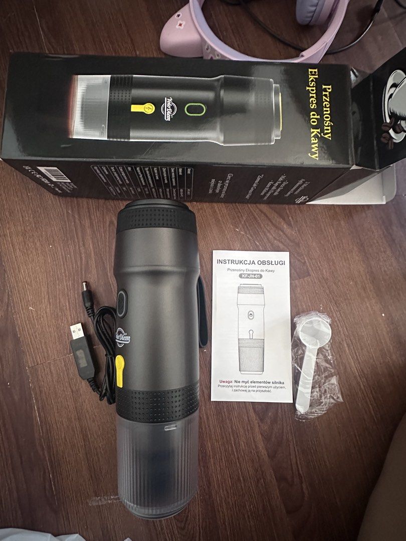 Portable Espresso Maker (Category: Coffee Machines & Makers) located in Cavite. Submitted by lilet07 (Listing ID 1429546341, Image 3). Description: .