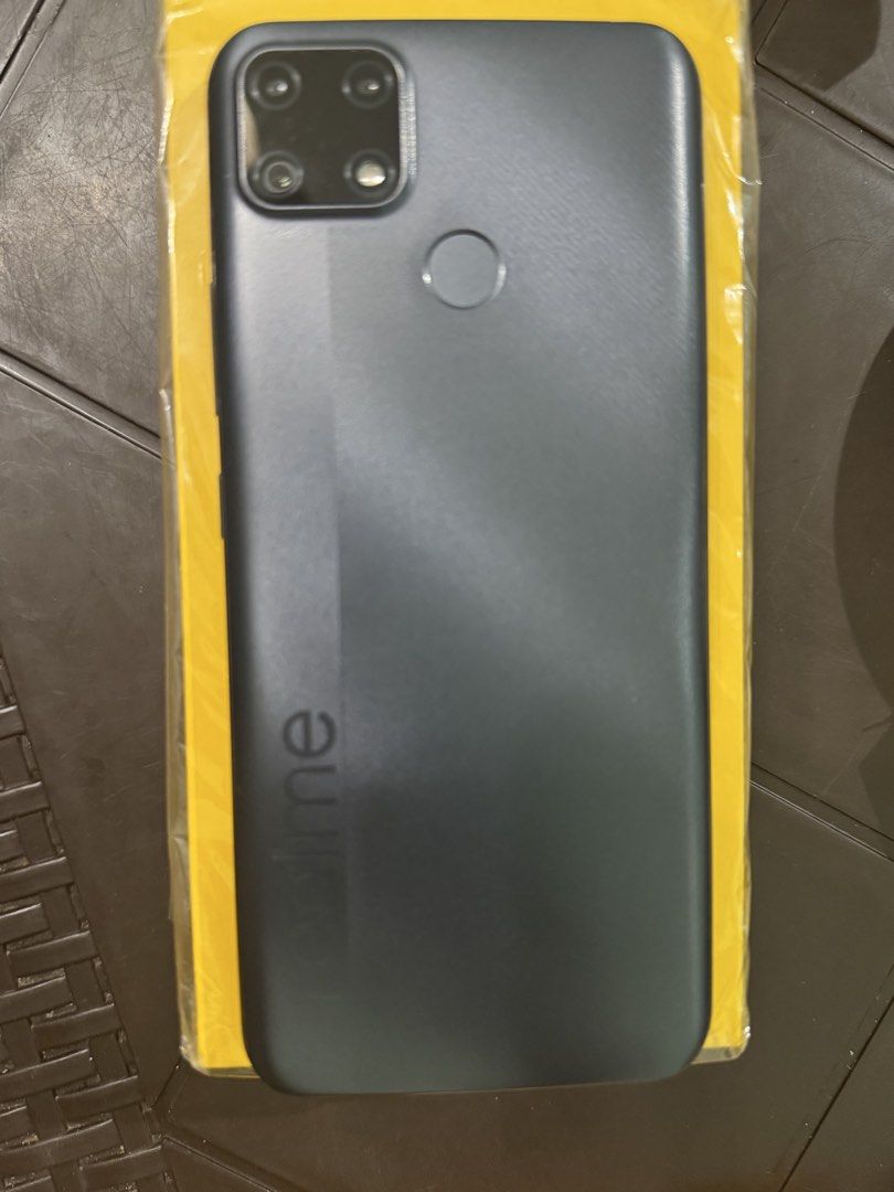 Realme C25 128gb (Category: Realme) located in Binmaley. Submitted by relove_258 (Listing ID 1429599800, Image 3). Description: Realme C25 128gb Smooth as new, no side scratches Clean screen No history of repair Nego but no to lowballers MOP: Gcash or bank transfer J&T or LBC (sf shouldered by the buyer) Can do meet up around Dagupan City Pangasinan RFS: extra phone .