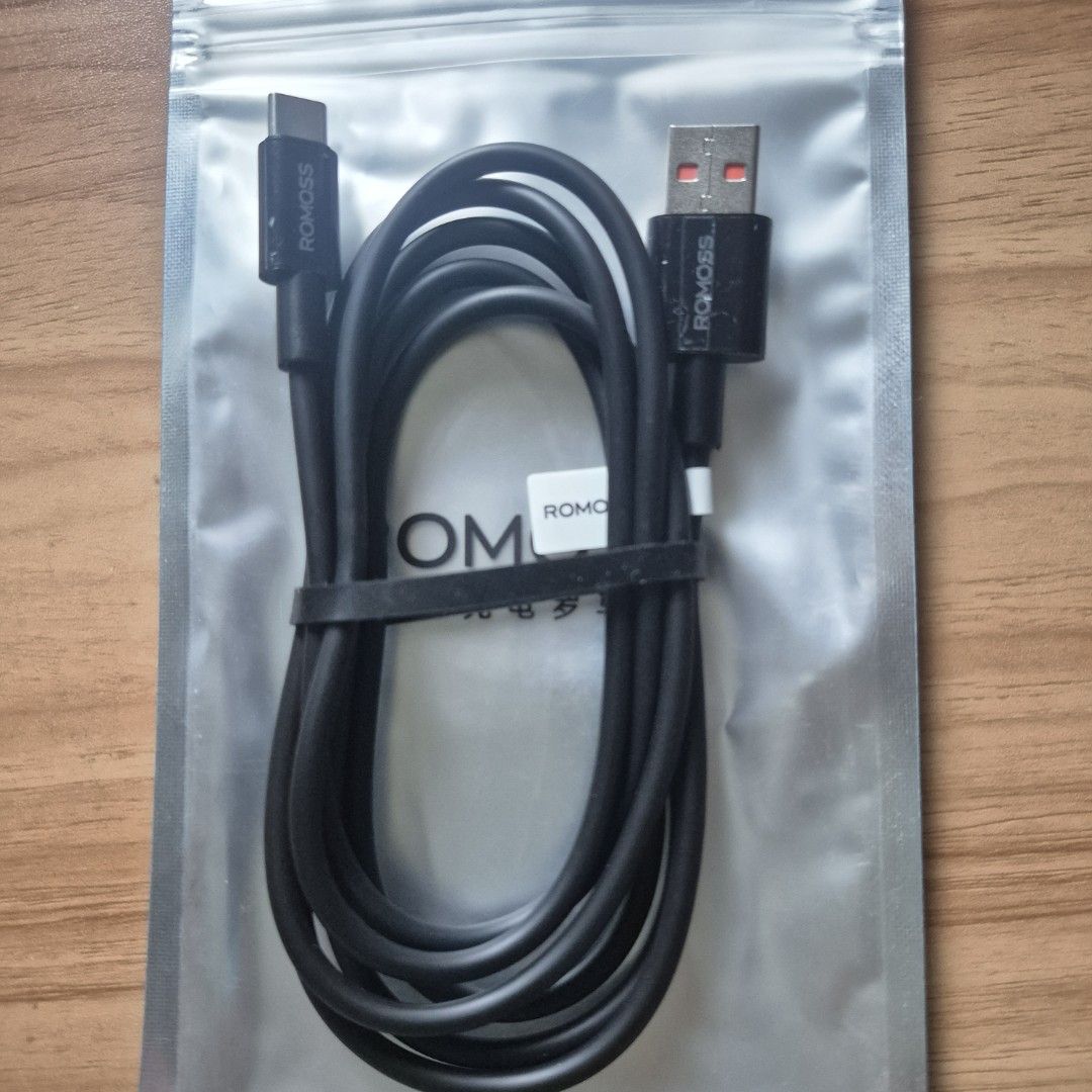 ROMOSS USB-A to USB-C Charging Cable (Category: Chargers & Cables) located in Cavite. Submitted by alejm_ (Listing ID 1429553572, Image 2). Description: ROMOSS USB-A to USB-C charging cable. Black with original packaging Shipping Fee to be shouldered by buyer.