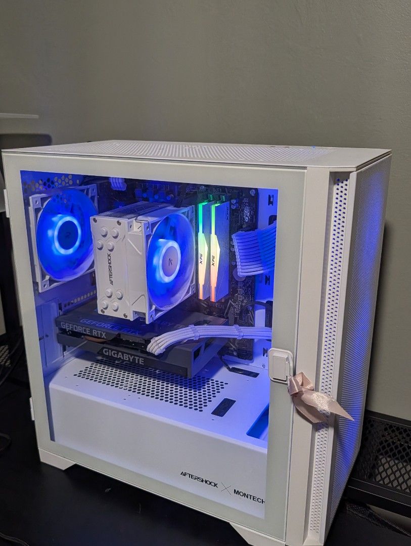 Ryzen 5 5600X + RTX 3050 8GB + 16GB 3600MHz