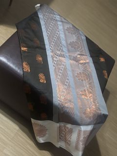 (Category: ) located in . Submitted by divinesarees (Listing ID 1429663546, Image 1). Description: .